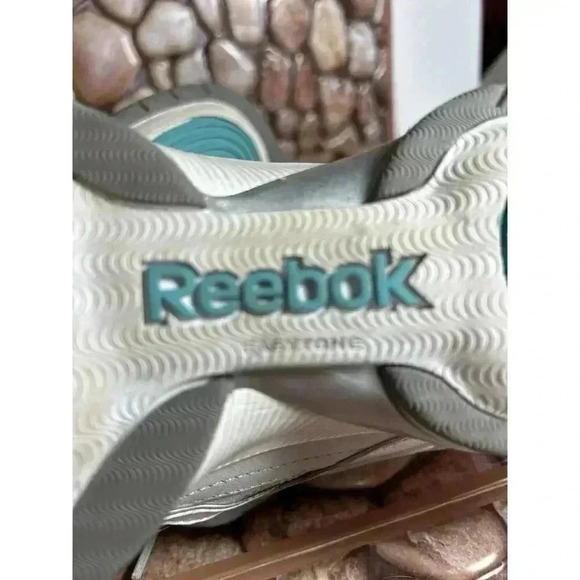 Reebok Easytone 10 Gray Silver Women’s Athletic Sneakers - Picture 15 of 16